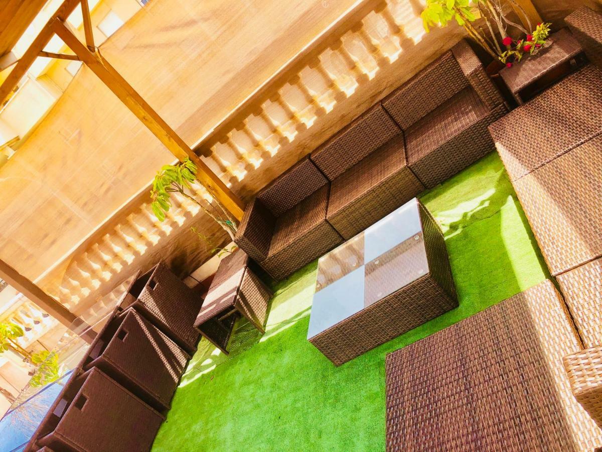 Gran Casa Con Terraza A 3 Min Playa Con Wifi - Rodeada De Servicios Roquetas de Mar Eksteriør bilde