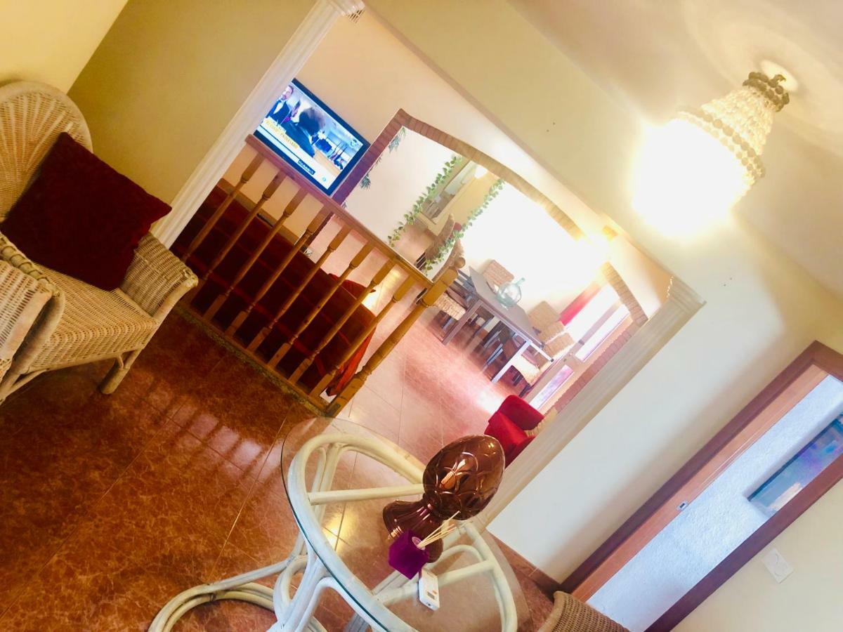 Gran Casa Con Terraza A 3 Min Playa Con Wifi - Rodeada De Servicios Roquetas de Mar Eksteriør bilde